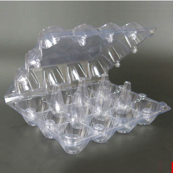 Plastic egg tray